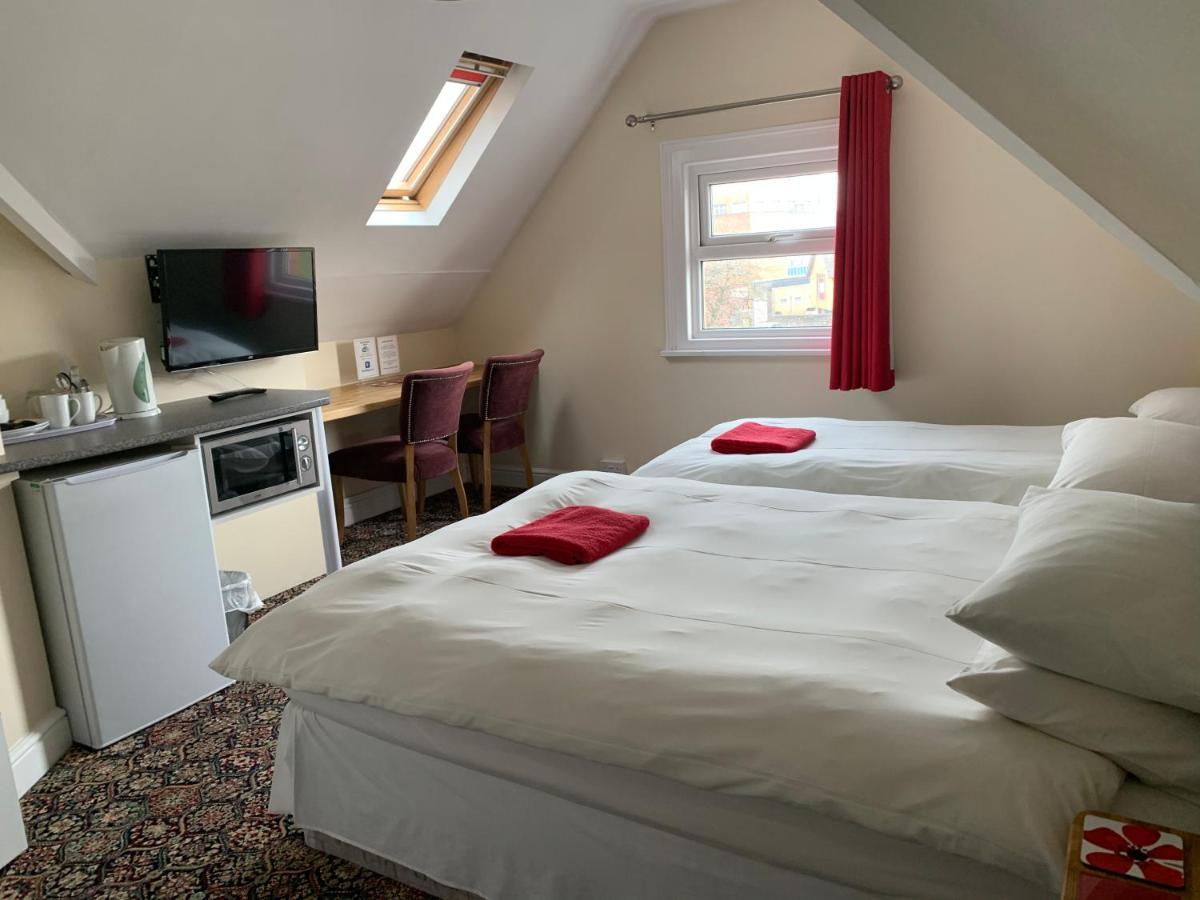 Bouvrie Guest House เฮริฟอร์ด ภายนอก รูปภาพ